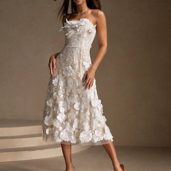 White Elegant Women's Tube Top Mesh Floral Decorated Evening Dress - Picture 1 of 6